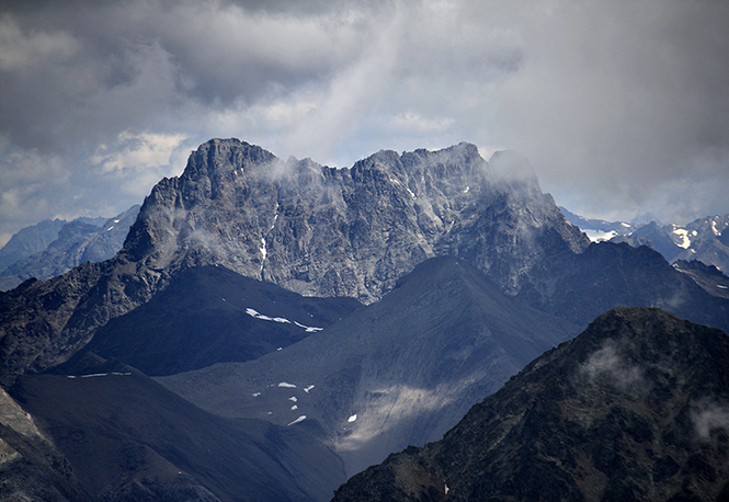 Piz Kesch - men formt