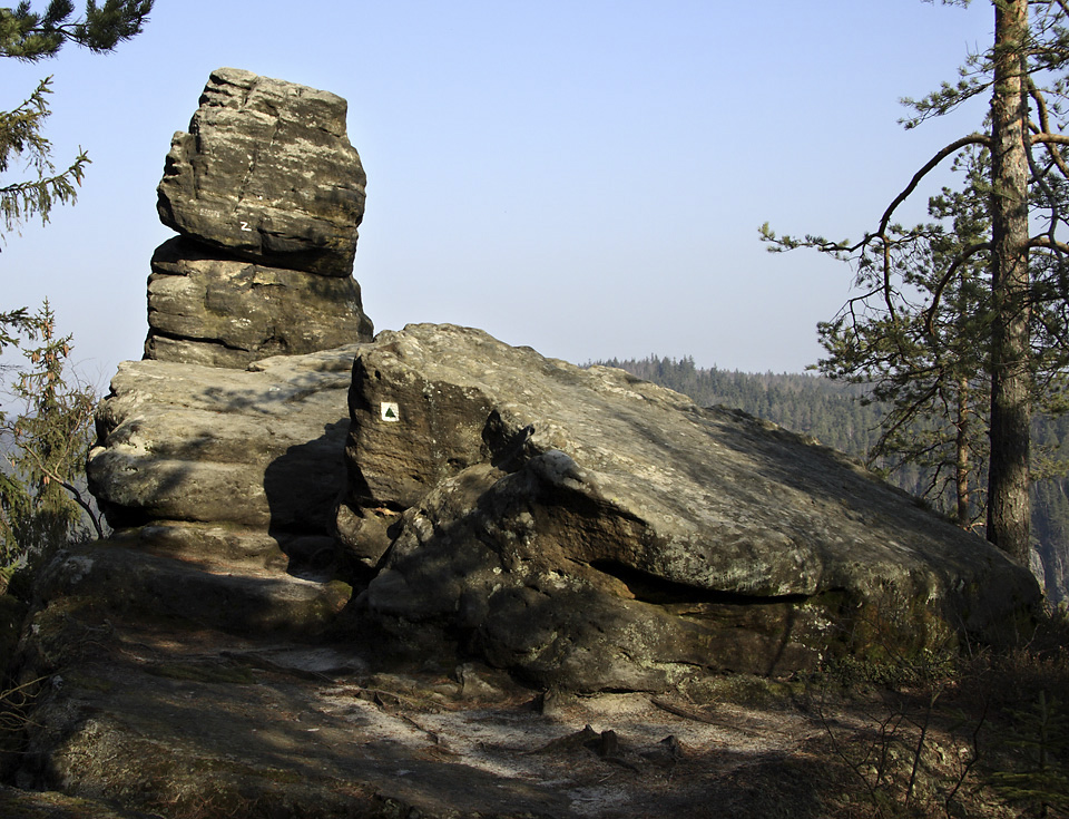 "The Locomotive" rock - larger format