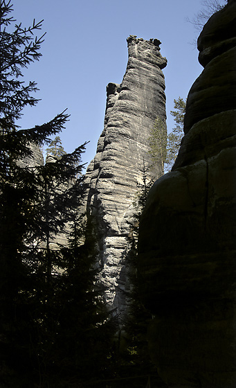 "Rocky Crown" - smaller format