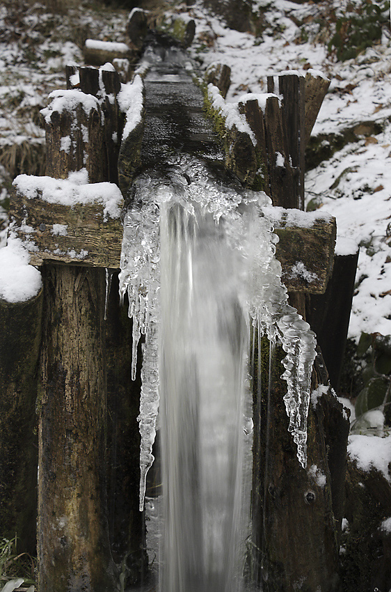 Water line - larger format