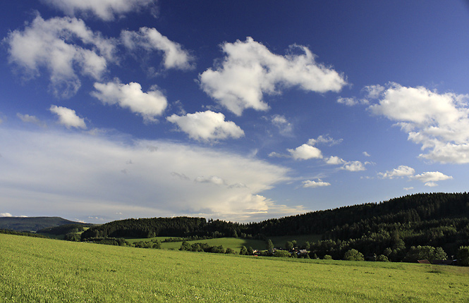 Nebe nad Hlavovem - men formt