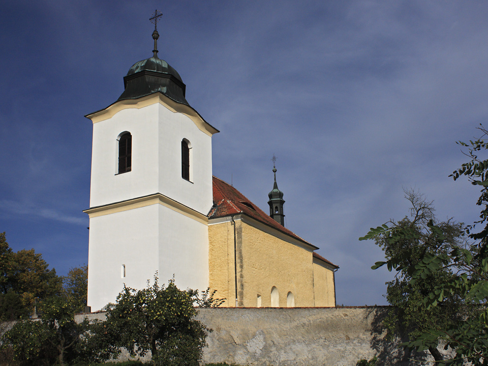 Kostel ve Vysokém Újezdu - větší formát