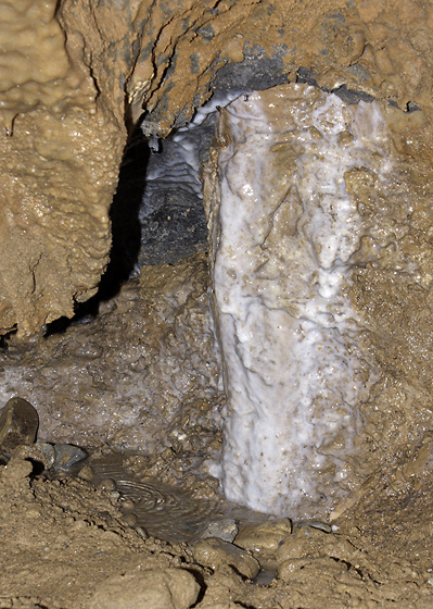 White sinter - smaller format