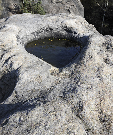 Rock dish - smaller format