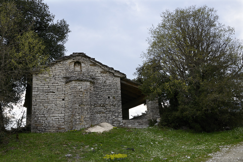 Kostel mezi pastvinami - vt formt