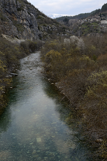 ka Vikos - men formt