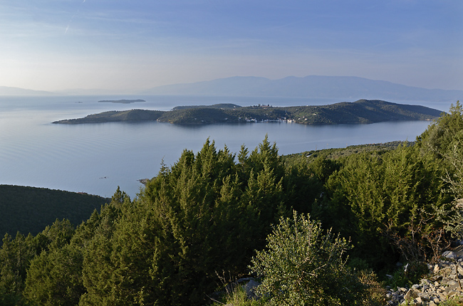 The "Palia Trikeri" Isle - smaller format