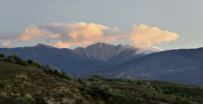 Daybreak over "Pirin" - smaller format