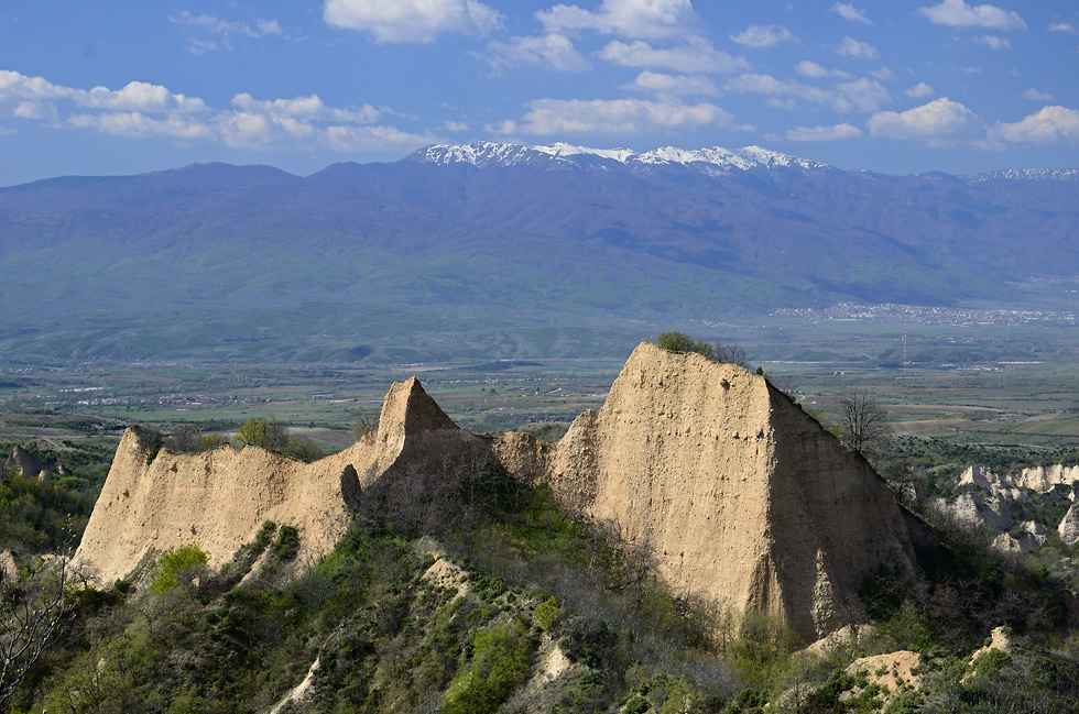 Two-colour mountains - larger format