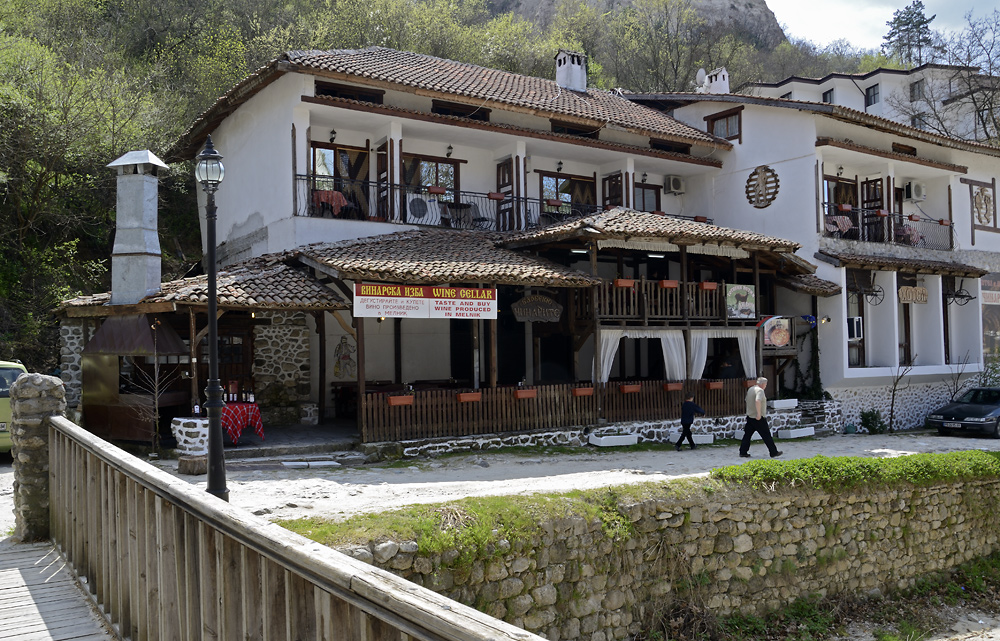 In "Melnik" - larger format