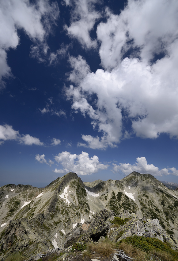 Vistas from "Demirkapijski uki" - larger format