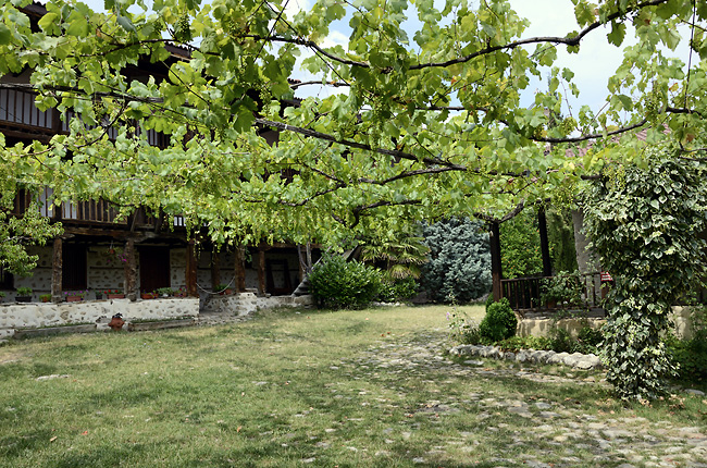 "Roen" monastery - smaller format