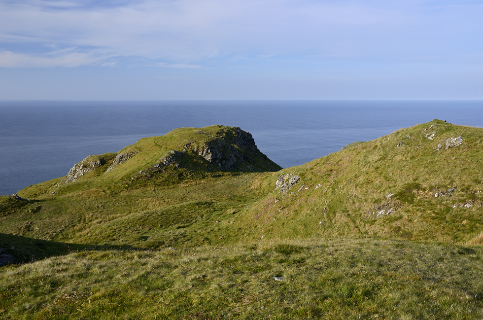 Between the mountains and the sea - larger format