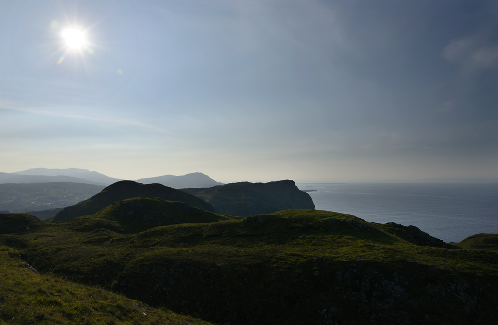 Between the mountains and the sea - larger format