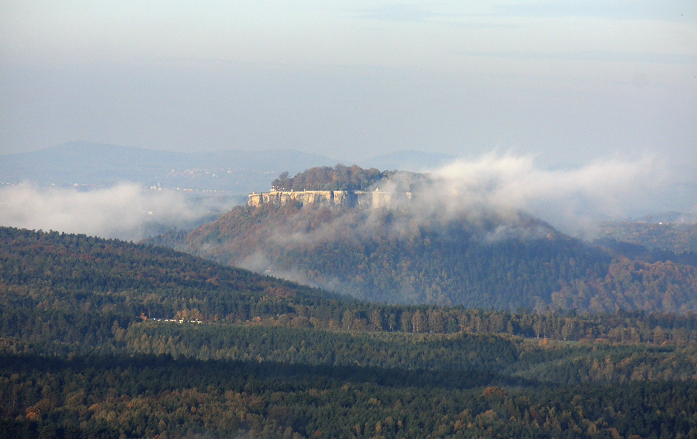 Königstein bez mlhy - větší formát