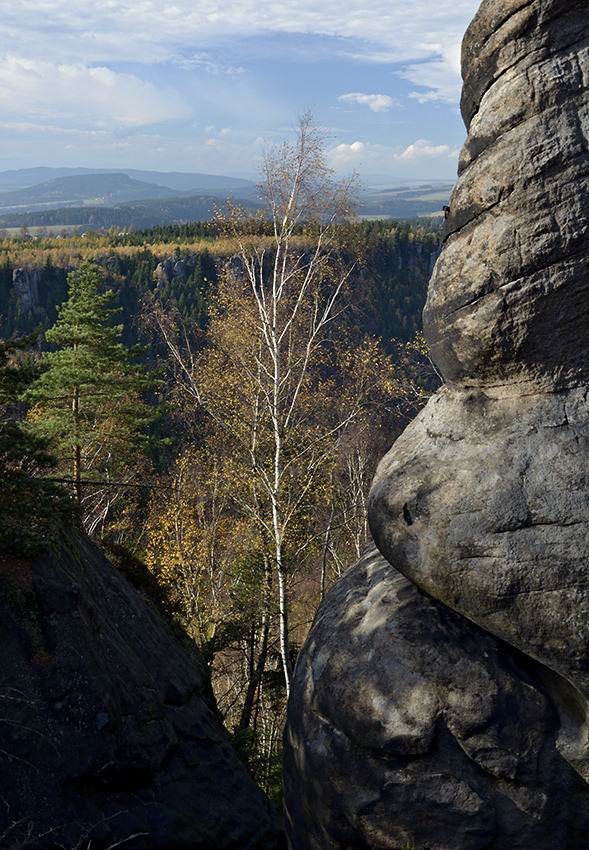 View to "Osta" - larger format
