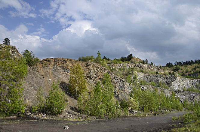 In the quarry - smaller format