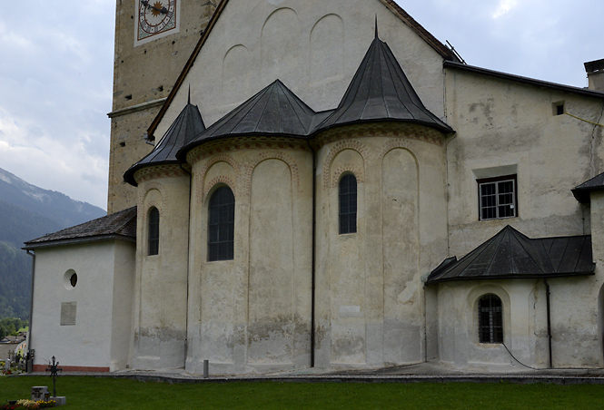Kostel od východu - menší formát