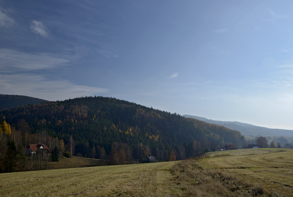 Over "Hemnkovice" - larger format
