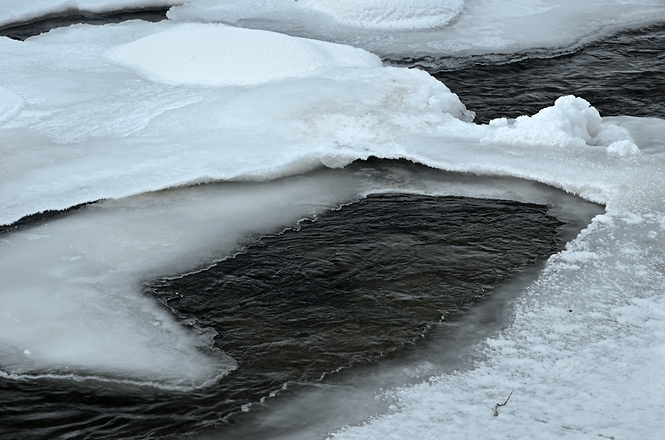Ice on "Jizera" - smaller format