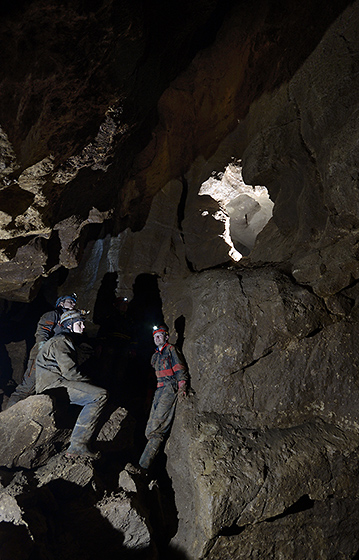 V amalkov jeskyni - men formt