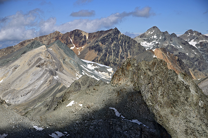 Piz Calderas s okolm - men formt