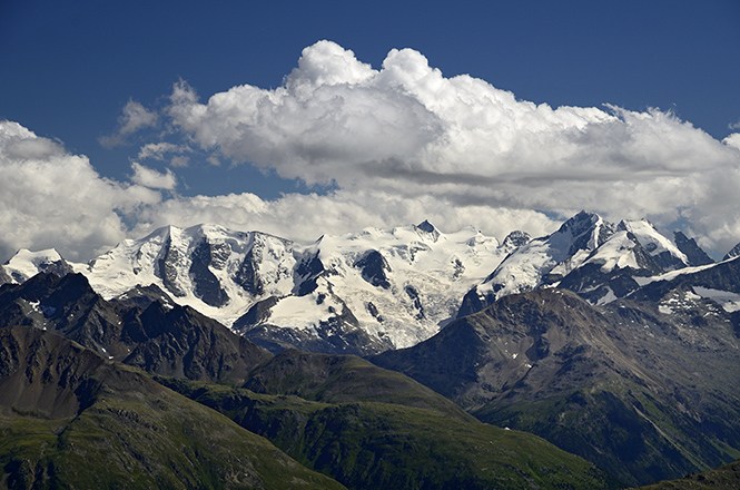 Pohled na Berninu - men formt