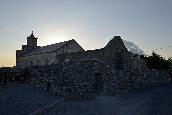 Katedrla v Kilfenora - men formt
