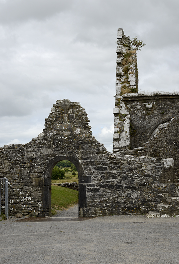 Ross Errilly Friary - vt formt