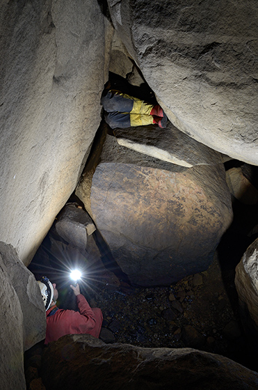 V Teplické jeskyni - menší formát