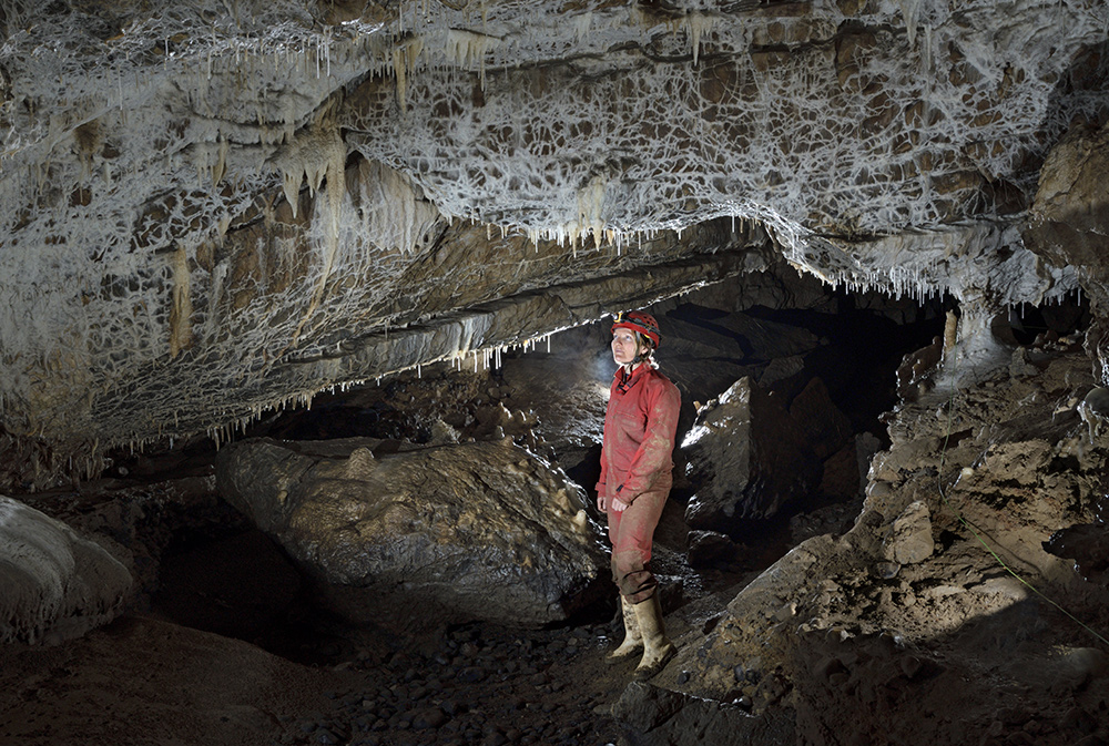 In the "New Ochoz Cave" - larger format