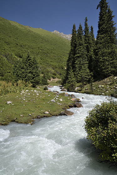 Telety river - smaller format
