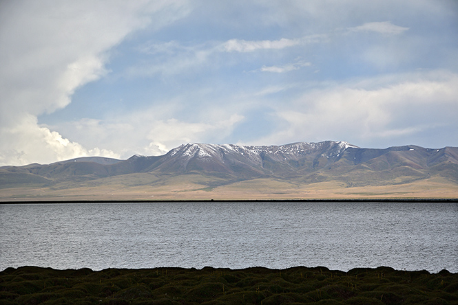 Moutains nead the lake - smaller format