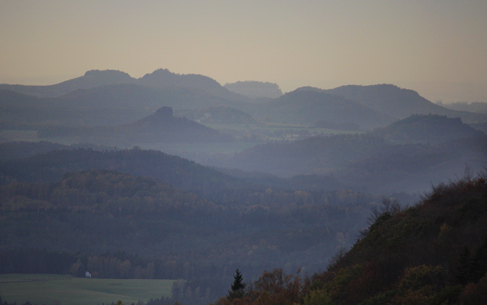 Table mountains - larger format