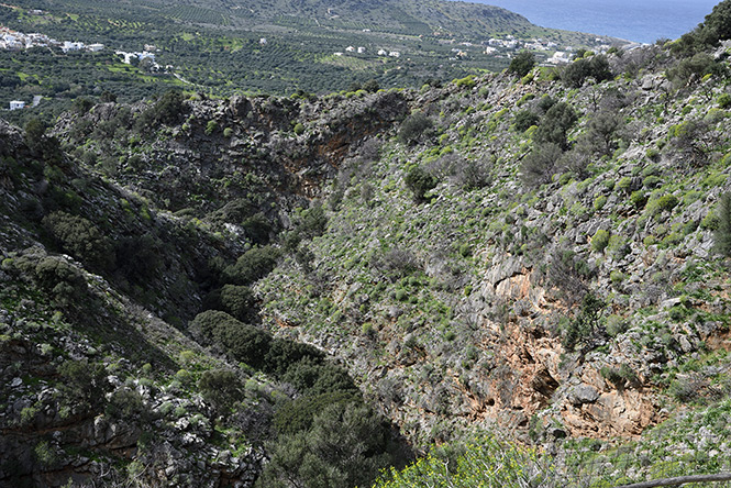Gorge under the cave - smaller format