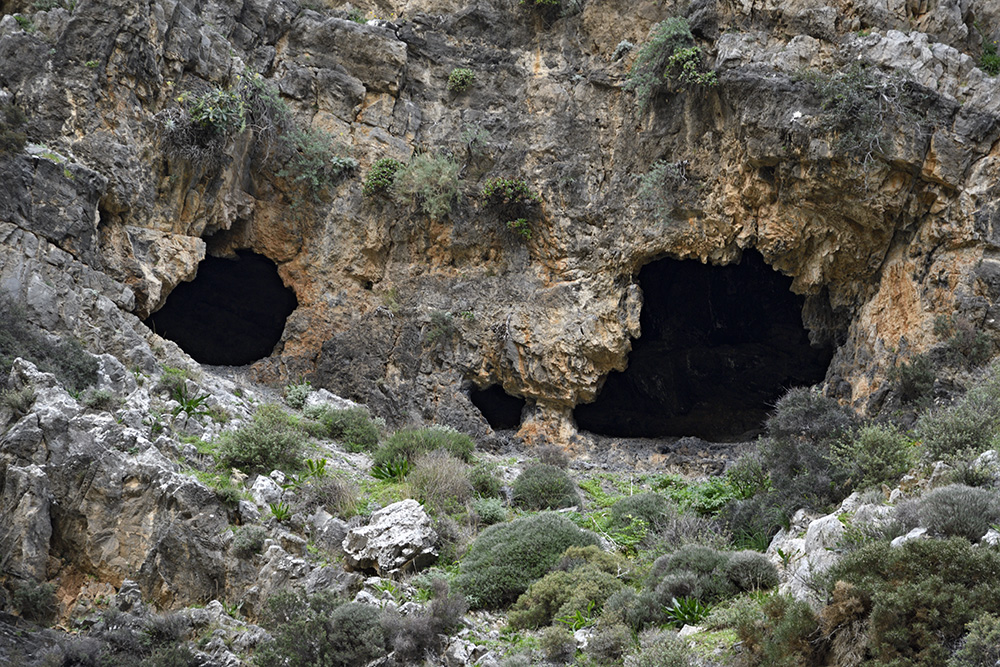 Jeskyně - větší formát