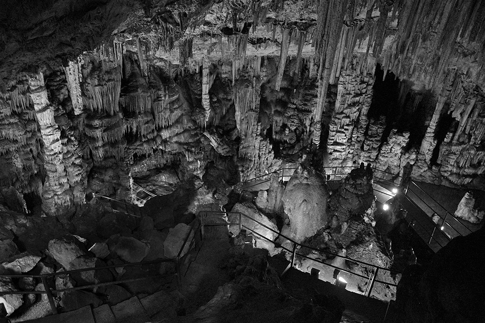 V Diktejsk jeskyni - vt formt