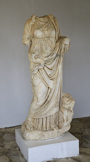 Statue - smaller format