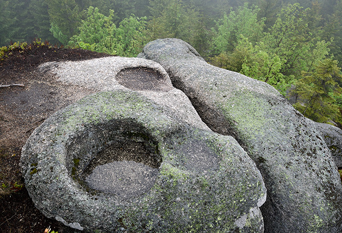 Rock dishes - smaller format