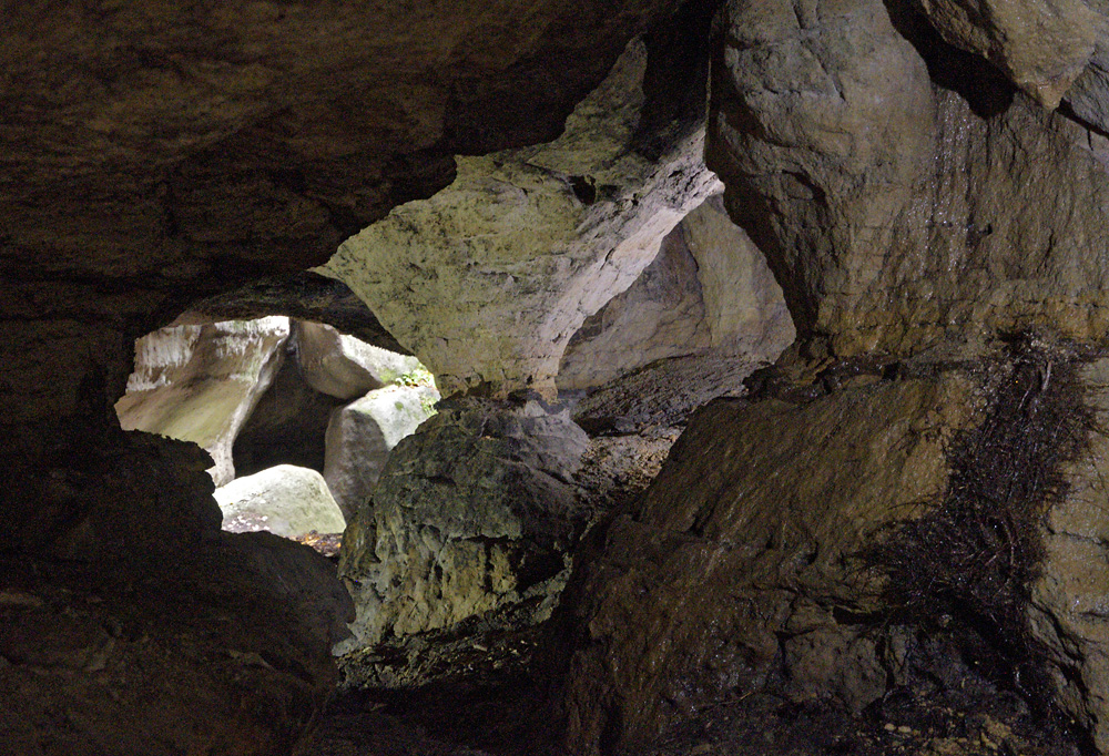 Loupežnická jeskyně - větší formát