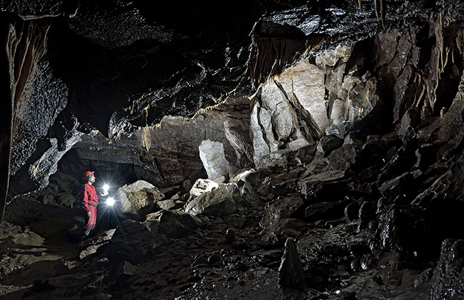 In the "Amateur Cave" - smaller format