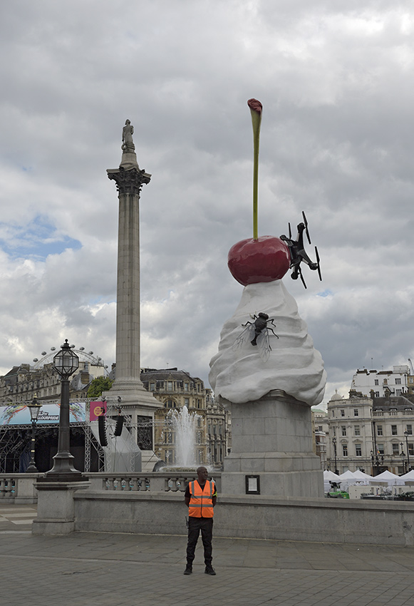Trafalgar Square - larger format