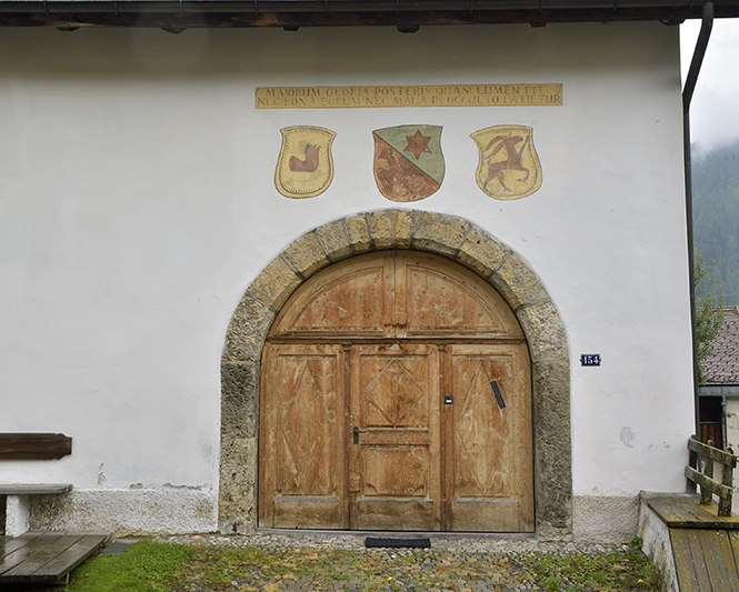 In <I>Zuoz</I> town - smaller format