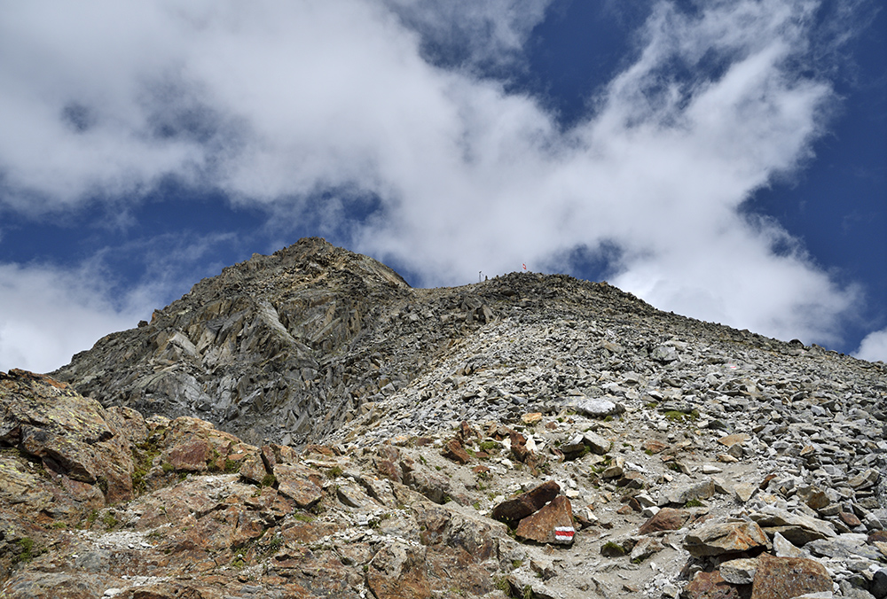On descent - larger format