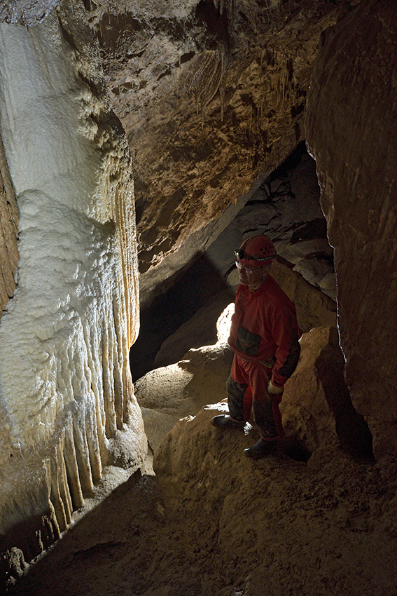 In the "Stalactite Dome" - larger format