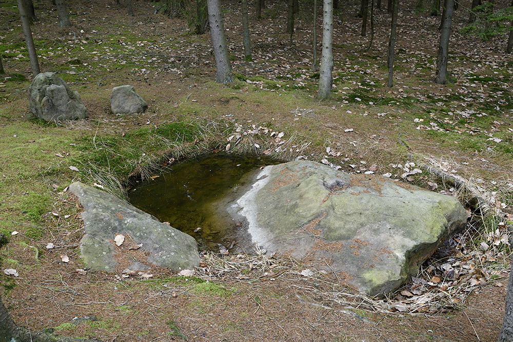 Budouc menhir - vt formt