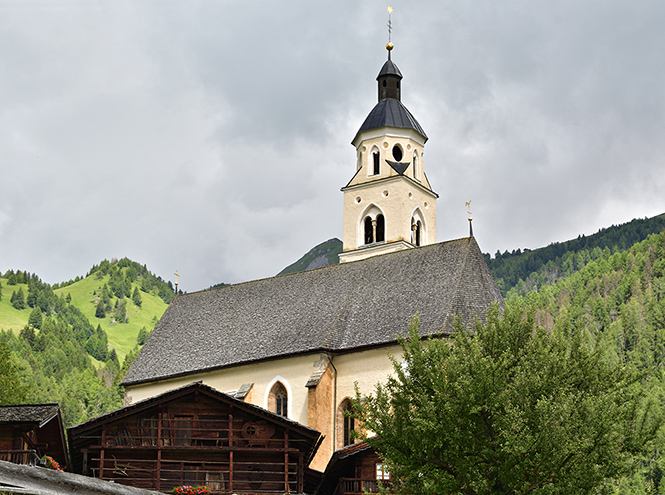 Kostel v Obermauern - men formt
