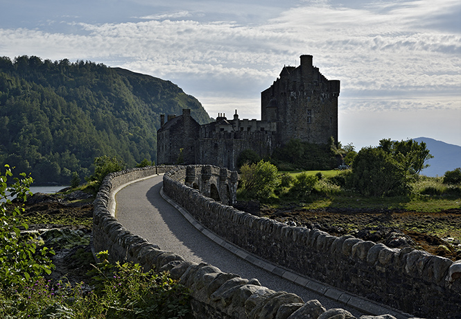 Hrad od behu - men formt