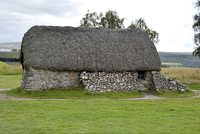 Contemporary cottage - smaller format