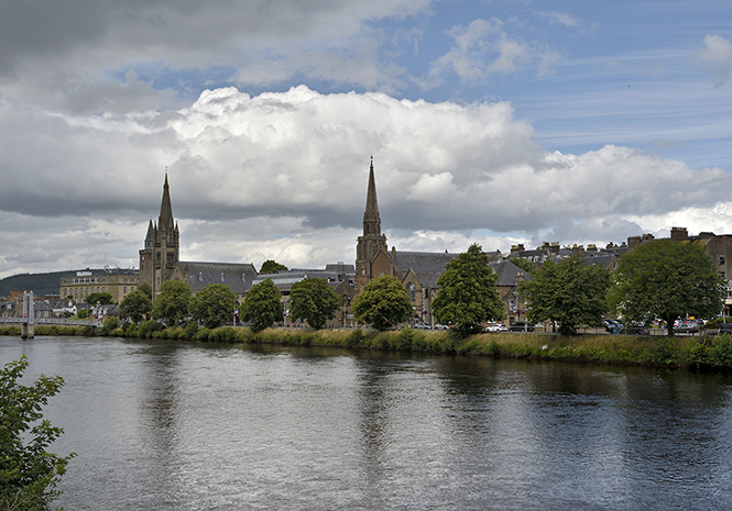 Inverness - men formt